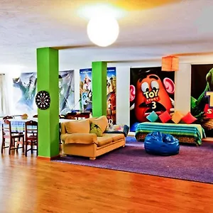 Coloured Apartment Distrikt Faro